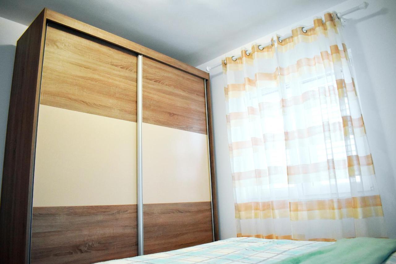 Apartmani Lovrencic Vrsi Zewnętrze zdjęcie