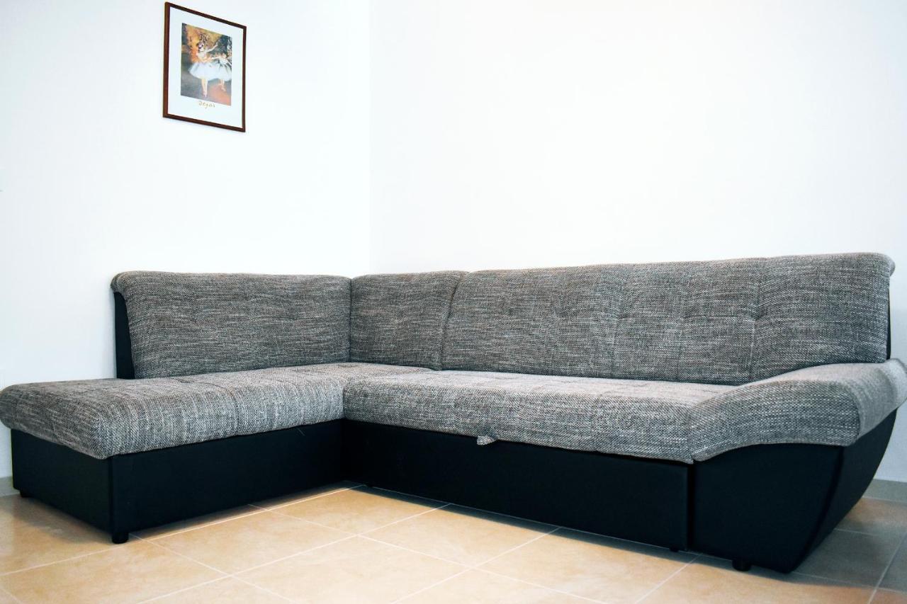 Apartmani Lovrencic Vrsi Zewnętrze zdjęcie