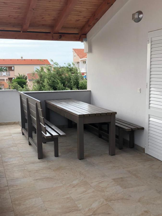 Apartmani Lovrencic Vrsi Zewnętrze zdjęcie