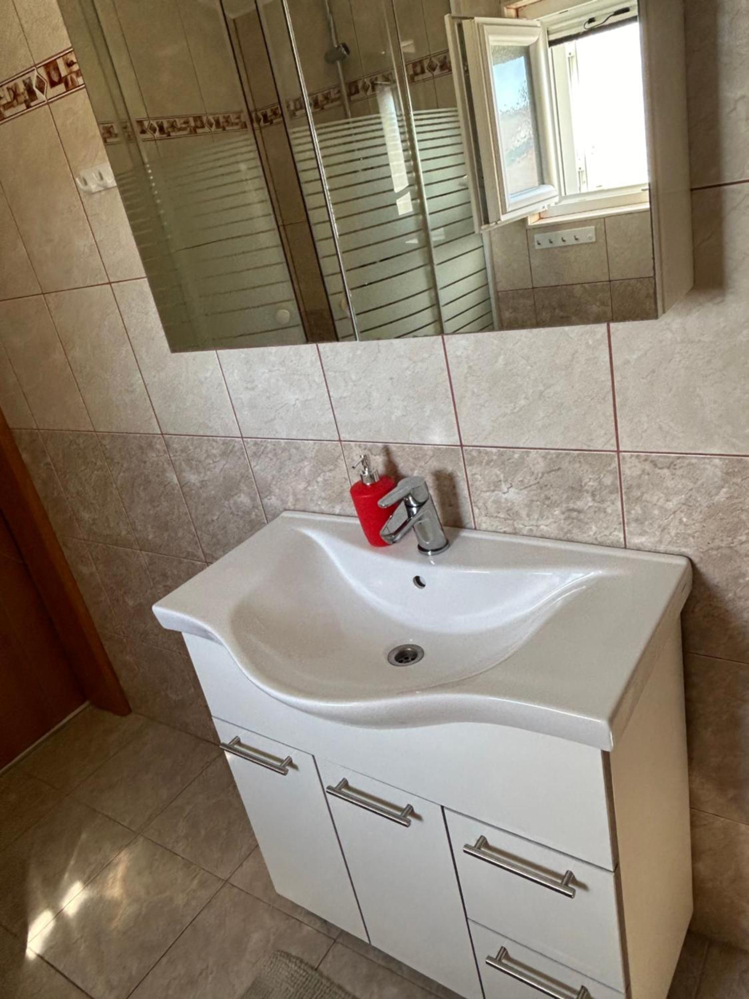 Apartmani Lovrencic Vrsi Zewnętrze zdjęcie